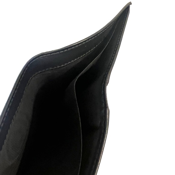 Gucci Bee Monogram Bifold Wallet - Picture 4 of 8